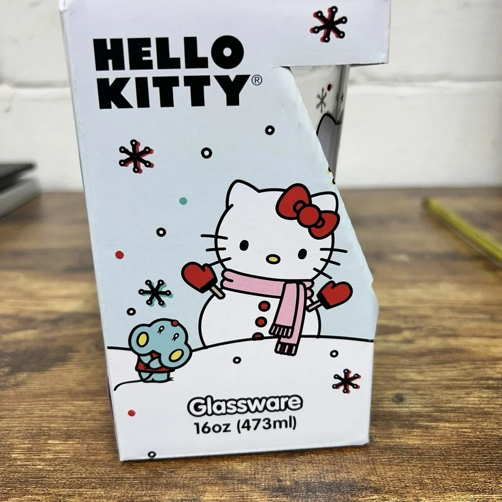 Hello Kitty Christmas 16‎ oz. Glassware/New Peppermint Bow Candy cane Red White